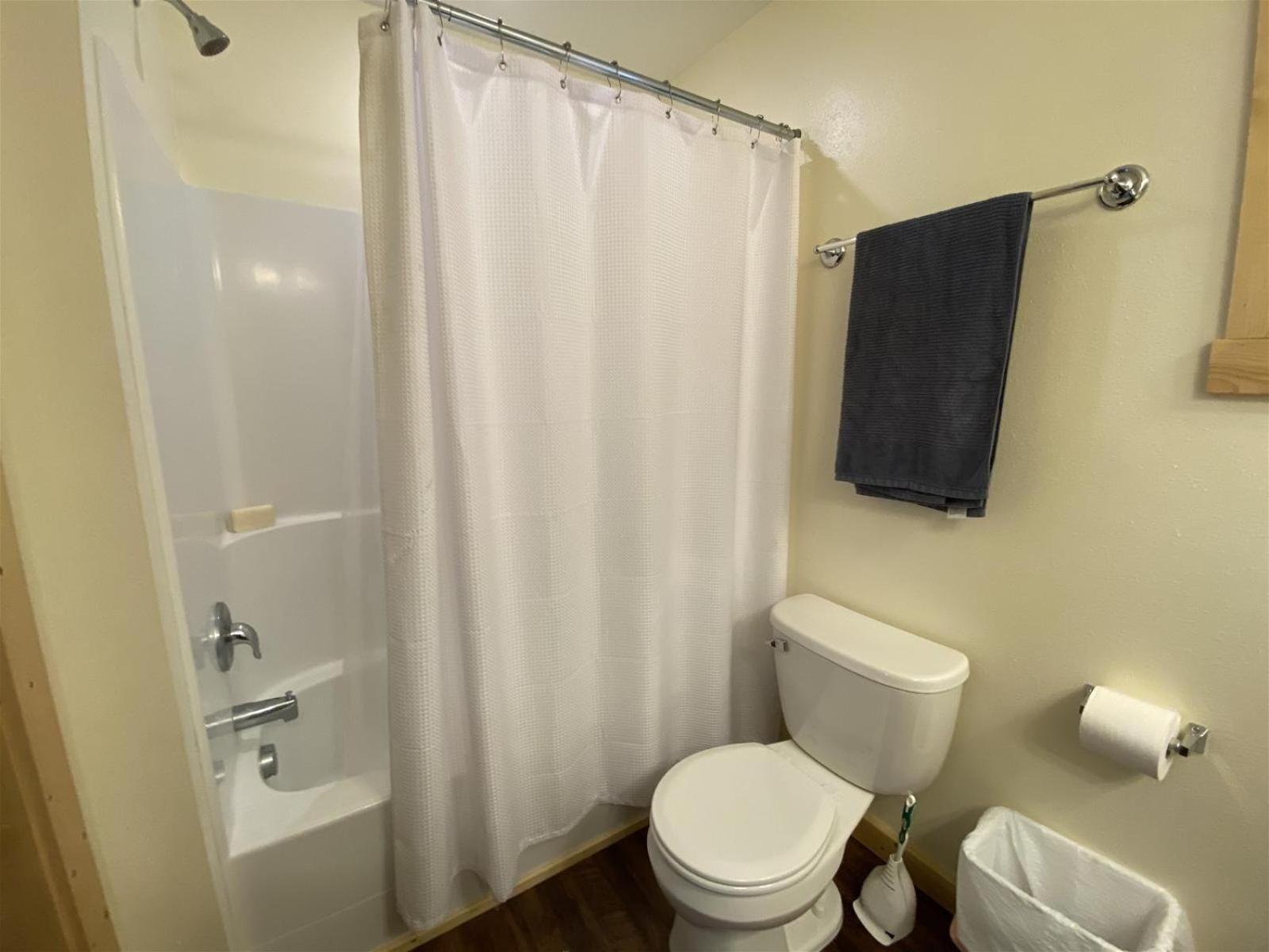 Forest View Cabin 웨스트 엘로스톤 외부 사진