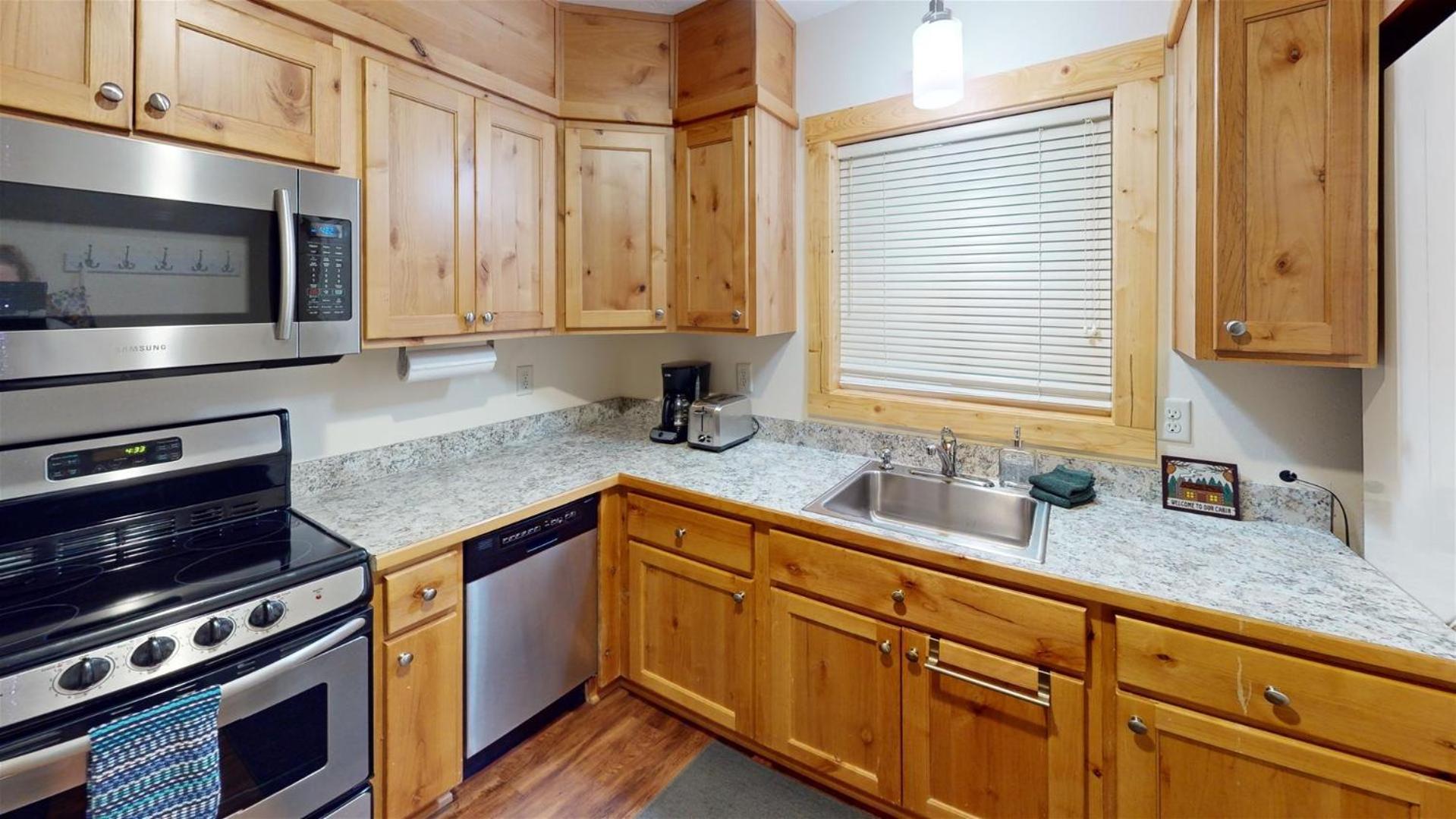 Forest View Cabin 웨스트 엘로스톤 외부 사진